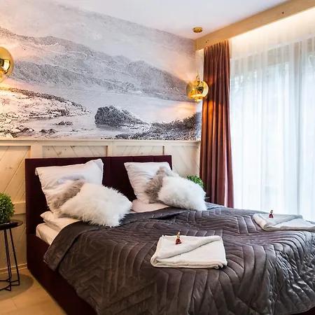 - Apartment Bialka Tatrzanska